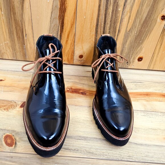 Paul Green Patent Leather Chukka Boot size 7.5 men/9.5 women - Picture 1 of 7
